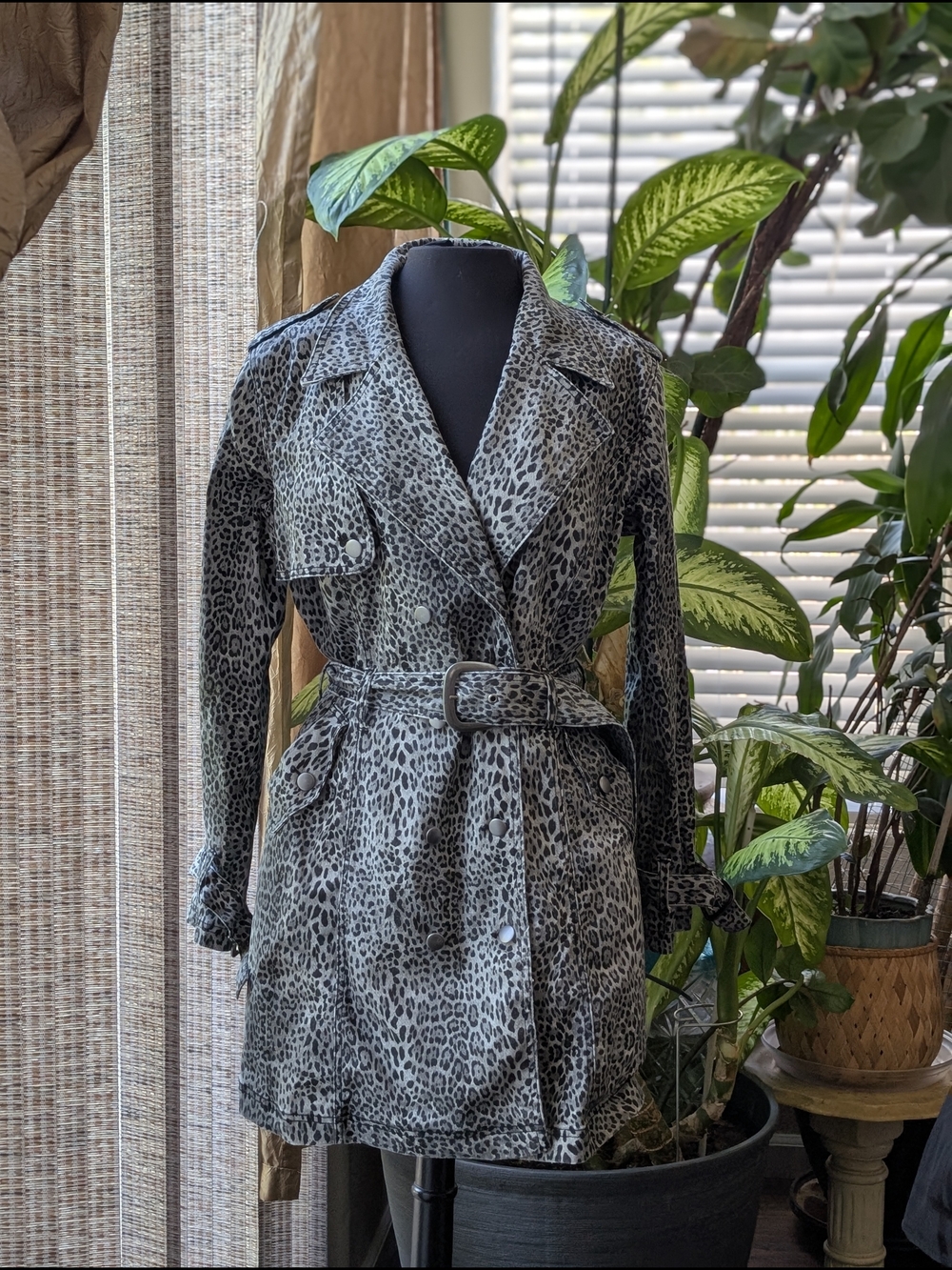 DG2 by Diane Gilman Grey Leopard-Print Trench Coat
